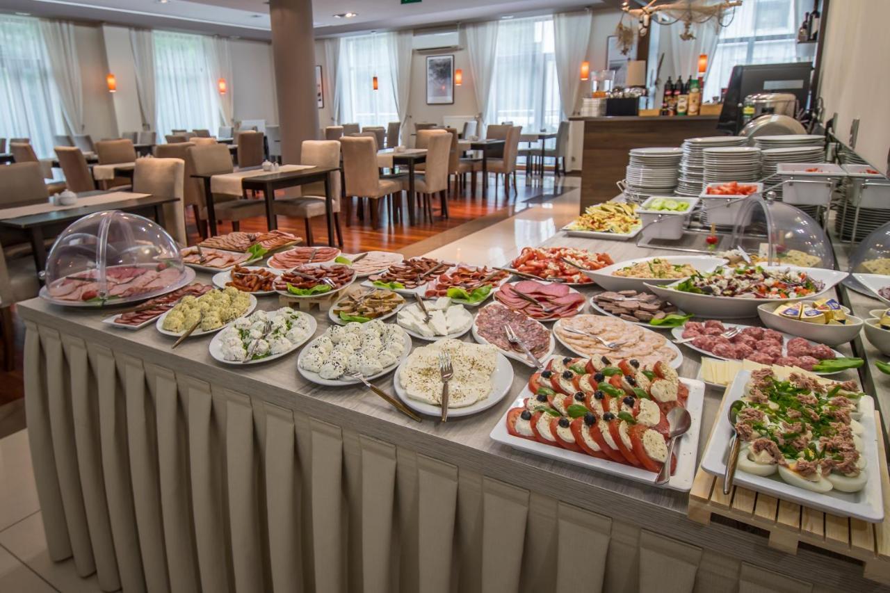 Rezydencja Familia Świnoujście Exterior foto